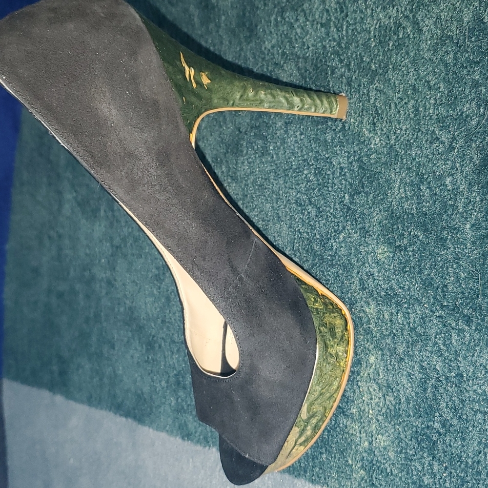 Open toe heeled Shoes